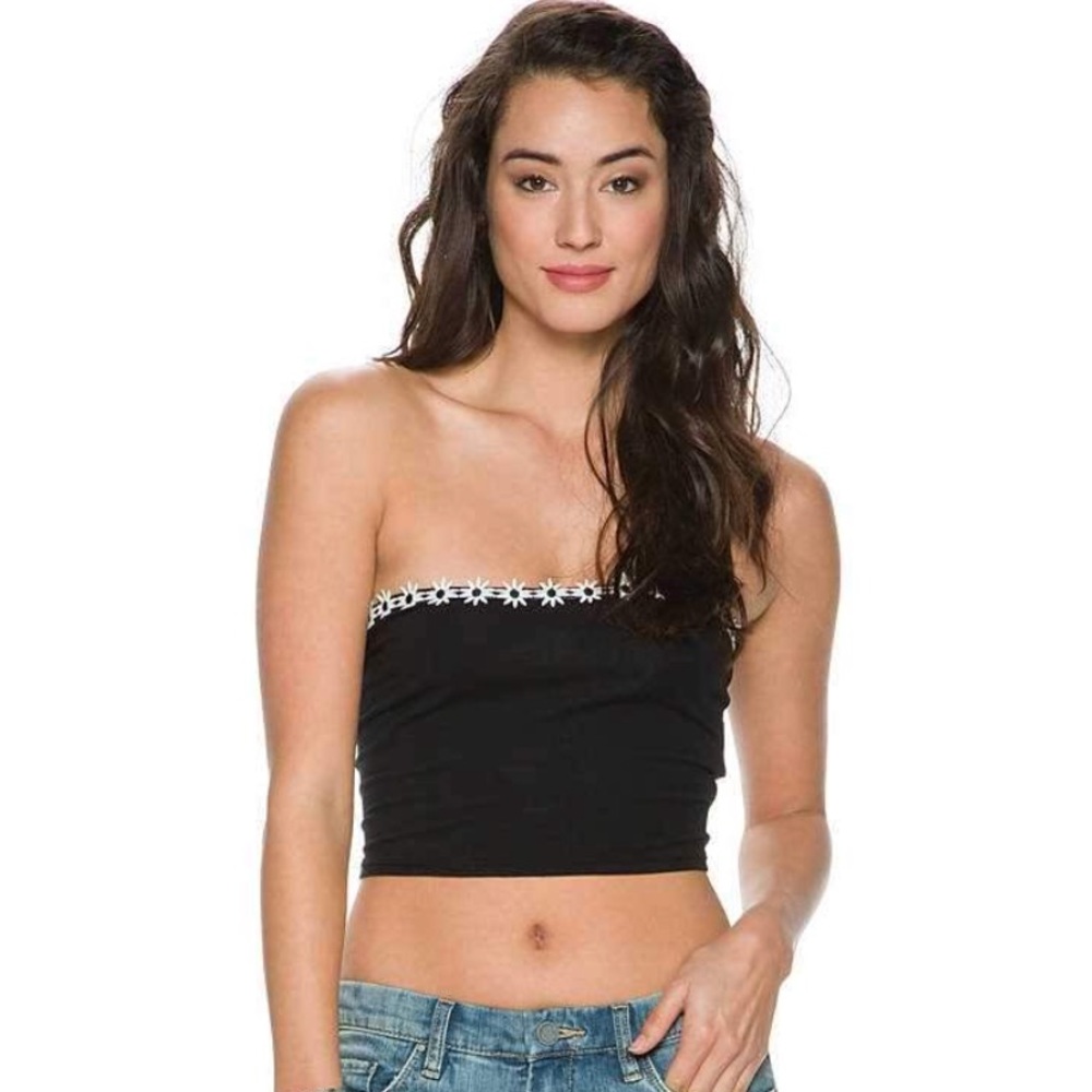 🆕Swell Daisy Do Cropped Daisy Top - Picture 2 of 8